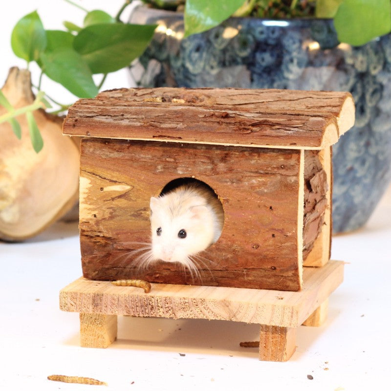 Wooden Hut for Mice, Hamsters, and Rodents