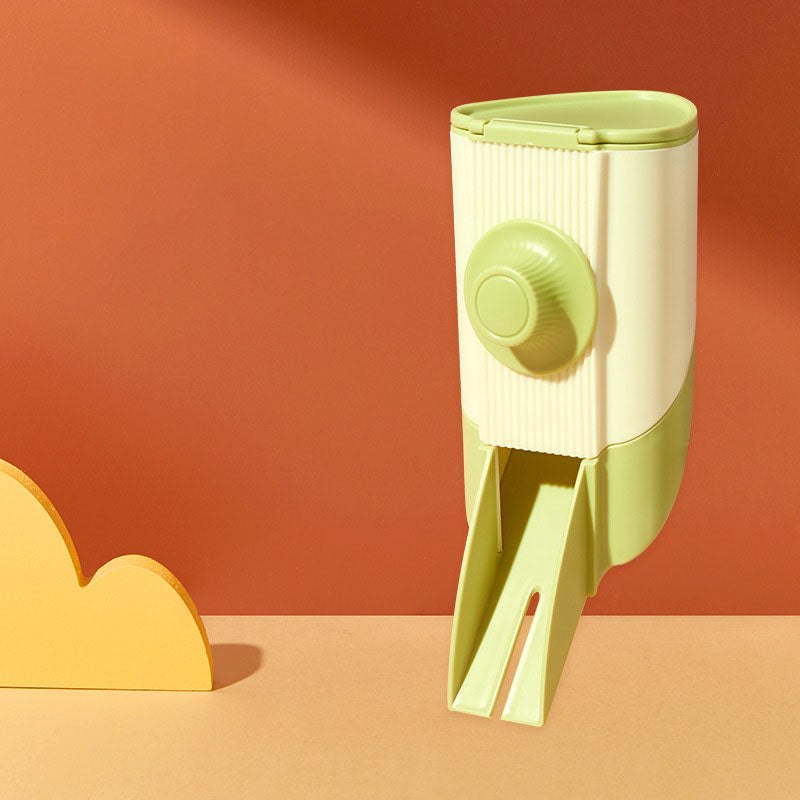 Automatic Hanging Feeder for Rabbits, Hedgehogs, Guinea Pigs