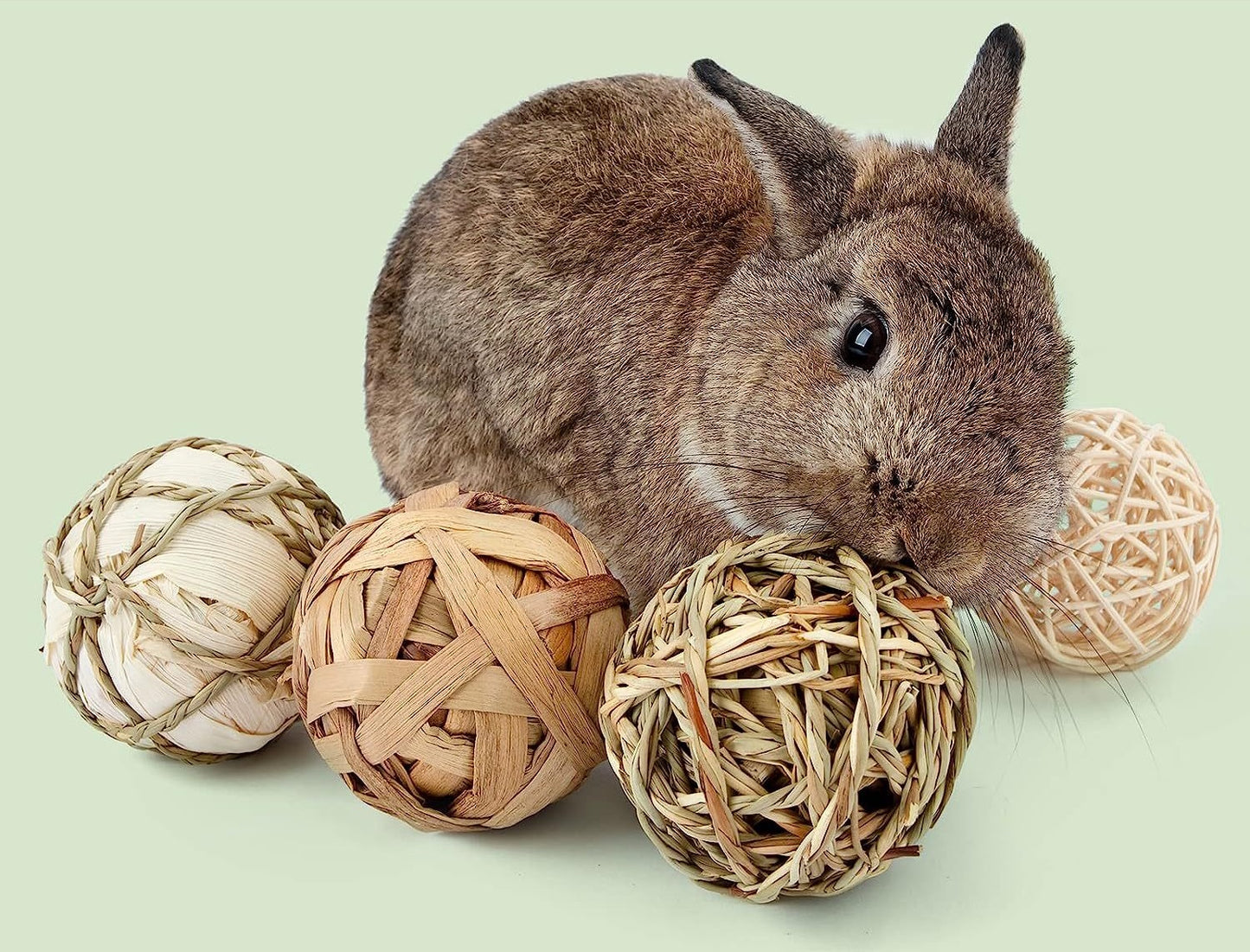 Natural Material Balls for Rabbits and Rodents