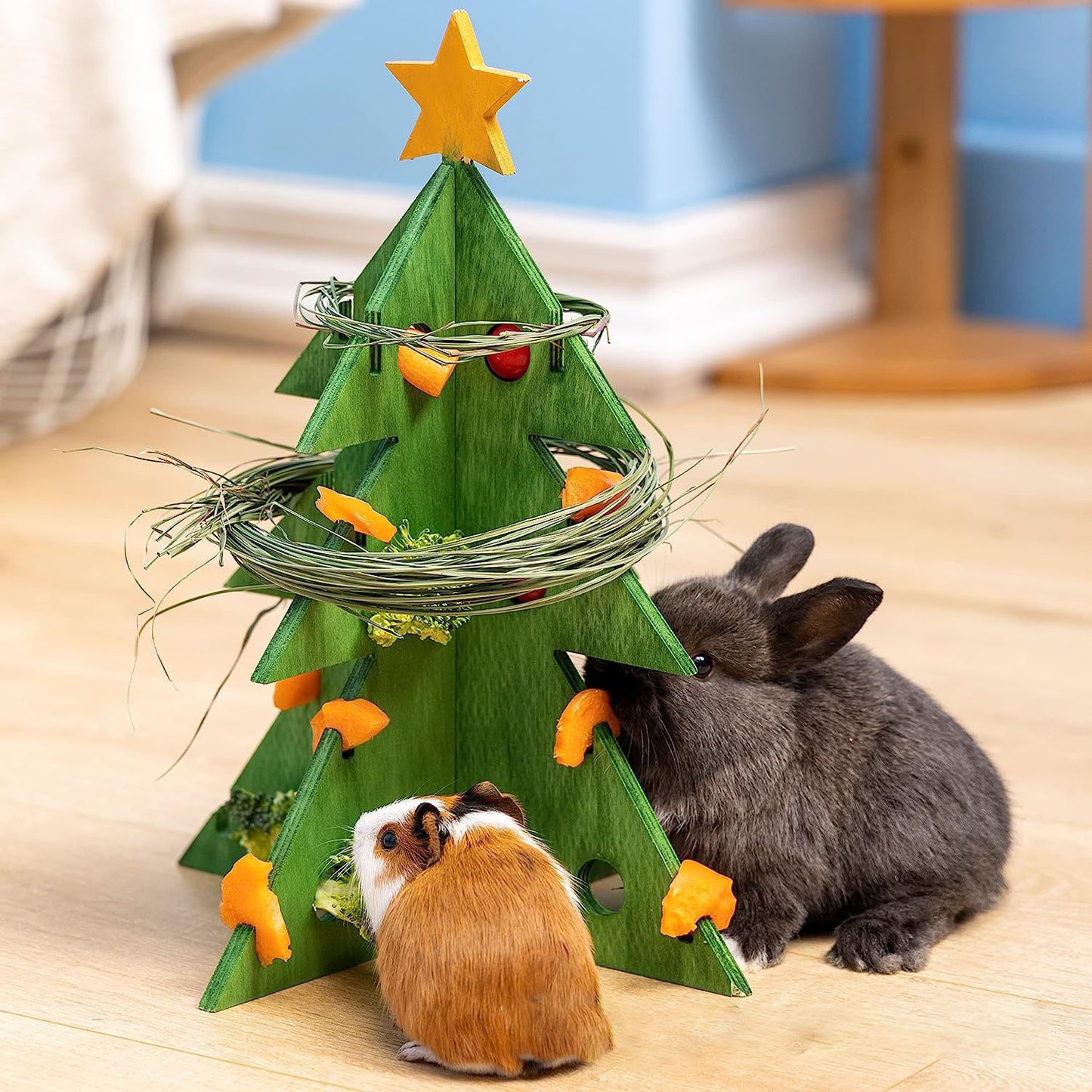 Mangeoire Arbre de Noël en Bois pour Lapins, Gerbilles et Hamsters