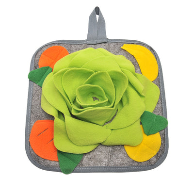 Flower-Shaped Slow Feeder Sniff Pad for Rabbits